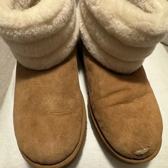 UGG Tan and Cream Sheepskin Boots - Picture 3 of 9